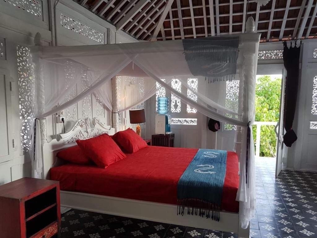 Eco Dive Resort Alycastre Maumere Exterior photo